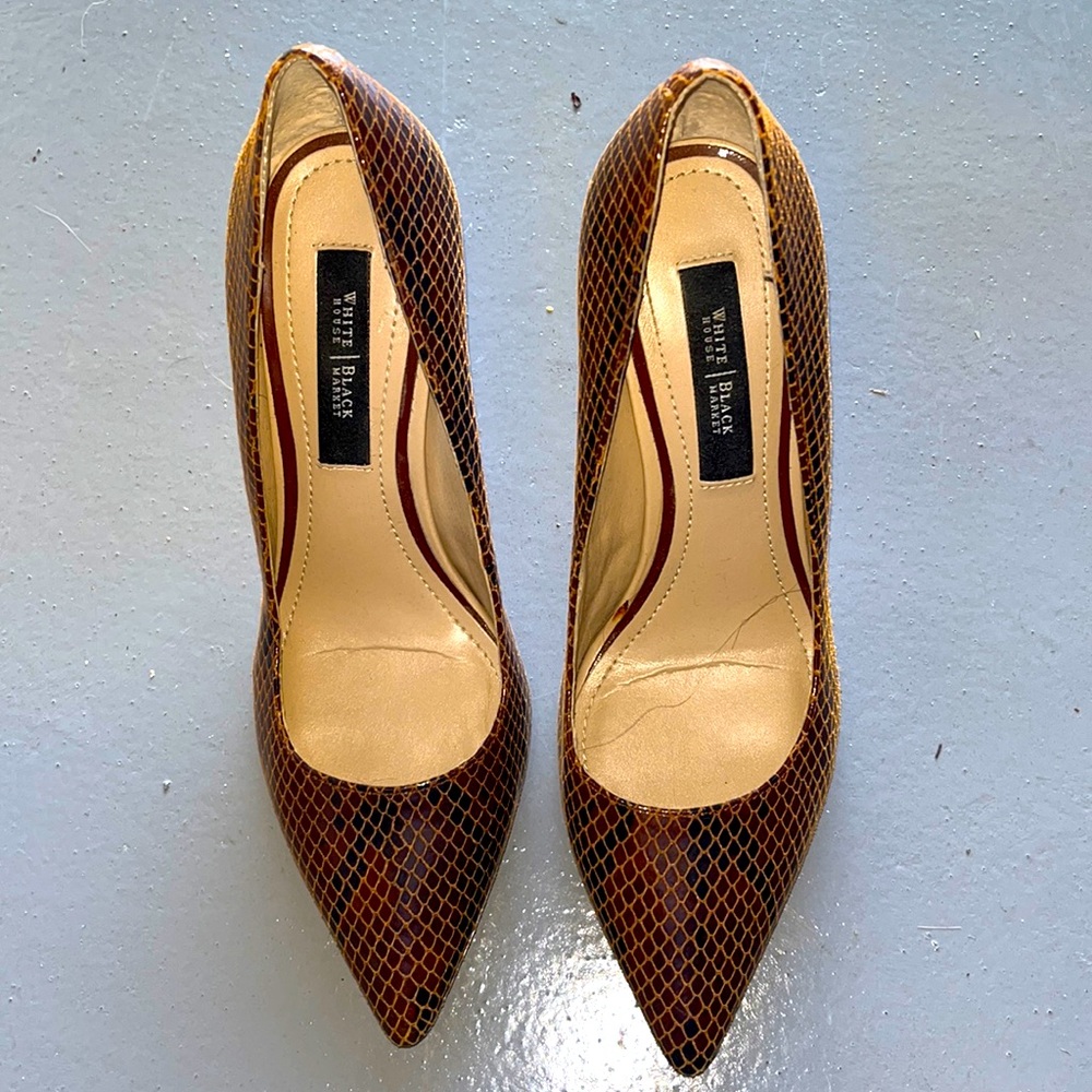 White House Black Market Olivia Pump Bundle Size 6